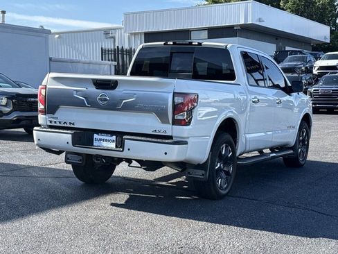 Used 2021 Nissan Titan Platinum Reserve w/ Moonroof Package AWD/4WD image 2