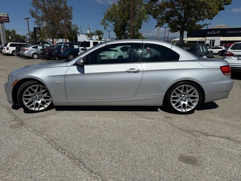 Used 2009 BMW 328i Convertible image 6