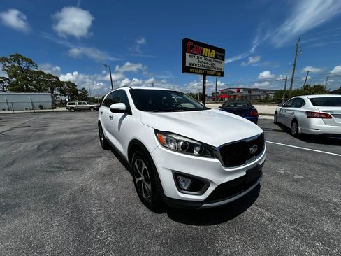 Used 2016 Kia Sorento EX w/ EX Premium Package AWD/4WD image 19