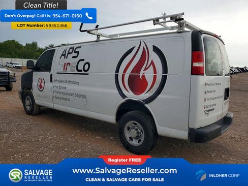 Used 2017 Chevrolet Express 2500 Extended RWD image 3