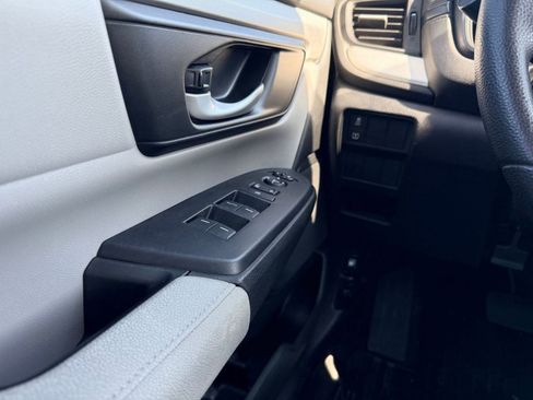 Used 2019 Honda CR-V LX image 23