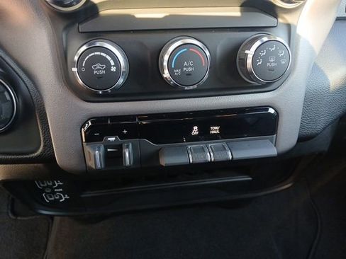 Used 2024 RAM 2500 Big Horn image 46