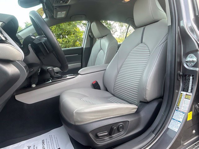 Used 2022 Toyota Camry SE AWD/4WD image 19