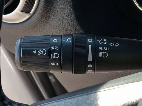 Used 2018 Jeep Wrangler Unlimited Sahara w/ Connectivity Group image 21