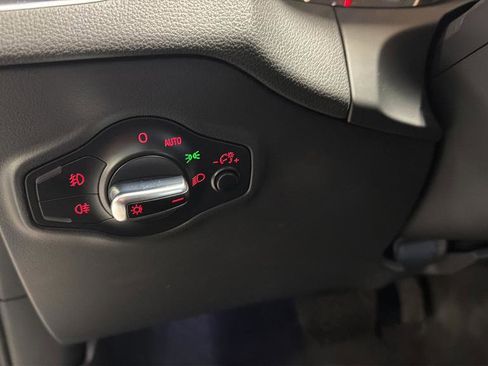 Used 2016 Audi Q5 3.0T Premium Plus image 19