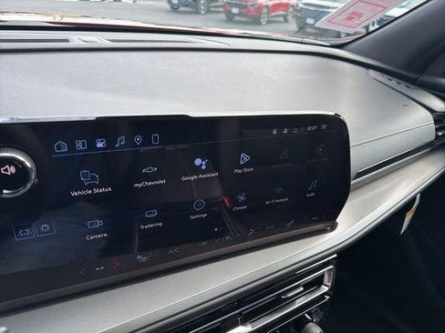 New 2026 Chevrolet Traverse LT w/ Sun and Wheel Package image 14