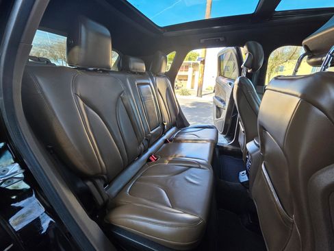 Used 2016 Lincoln MKC Reserve image 22