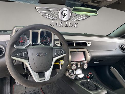 Used 2015 Chevrolet Camaro SS w/ SS Performance Package image 13