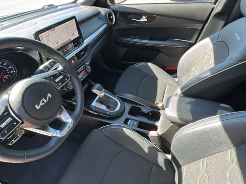 Used 2023 Kia Forte GT-Line w/ GT-Line Premium Package FWD image 22