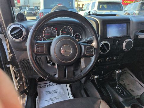 Used 2014 Jeep Wrangler Sahara w/ Trailer Tow Group AWD/4WD image 12
