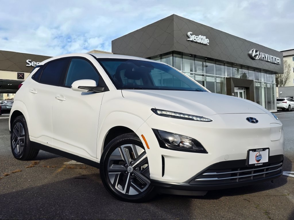 Used 2023 Hyundai Kona SE FWD 360° Tour