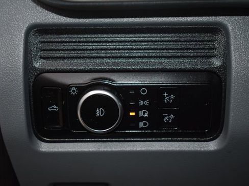 Used 2025 Ford F250 XLT image 18