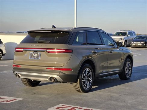 New 2025 Lincoln Corsair FWD w/ Equipment Group 101A image 5