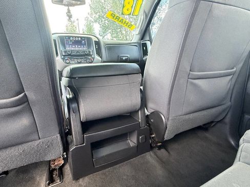Used 2018 Chevrolet Silverado 1500 LT w/ All Star Edition RWD image 25