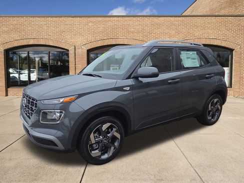 New 2026 Hyundai Venue SEL image 8