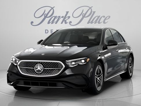 New 2026 Mercedes-Benz E 450 4MATIC Sedan image 36