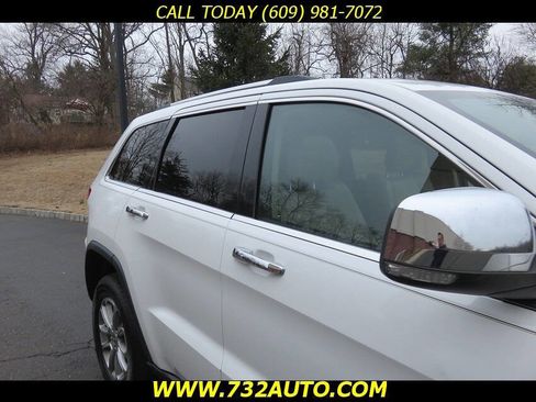 Used 2015 Jeep Grand Cherokee Limited image 24