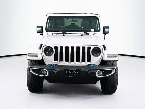 Used 2023 Jeep Wrangler Unlimited Sahara w/ Cold Weather Group AWD/4WD image 2
