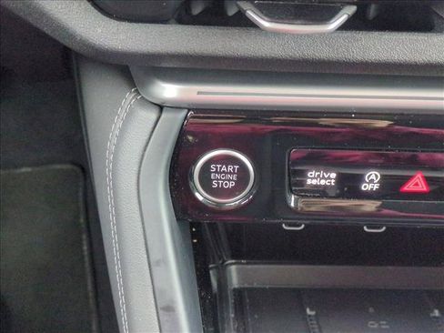 Used 2025 Audi Q5 Premium w/ Convenience Package AWD/4WD image 17