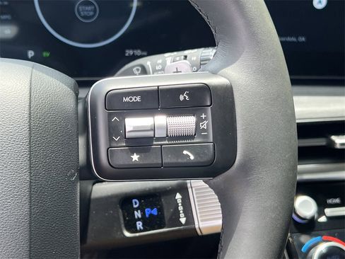 Used 2024 Hyundai Santa Fe Limited image 30