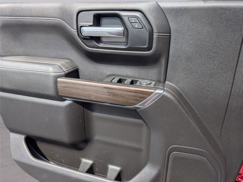 Used 2019 Chevrolet Silverado 1500 LT Trail Boss w/ Bed Protection Package image 15