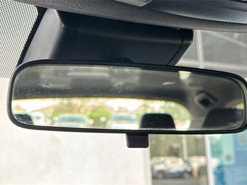 Used 2022 Toyota Corolla SE image 25