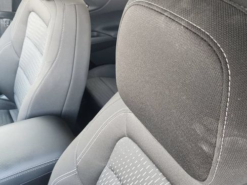 Used 2026 Chevrolet Equinox LT FWD image 20