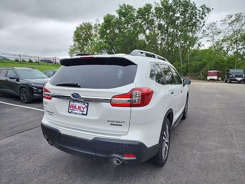 Certified 2022 Subaru Ascent Touring AWD/4WD image 7