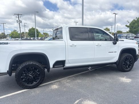 Used 2025 Chevrolet Silverado 2500 LTZ w/ Trail Boss Package AWD/4WD image 11