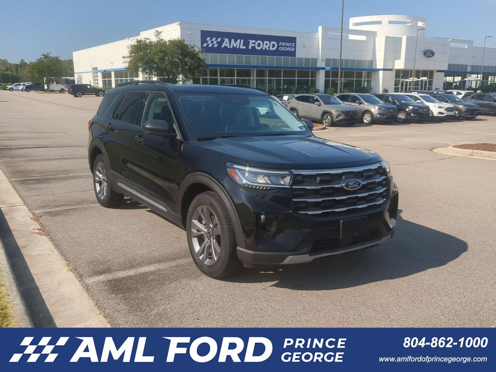 Used 2025 Ford Explorer Active w/ Active Comfort Package AWD/4WD image 1
