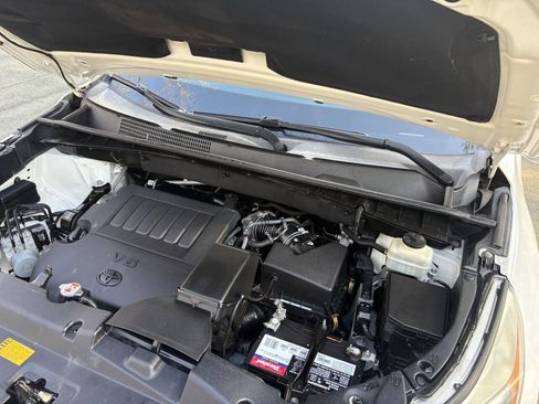 Used 2015 Toyota Highlander Limited image 13