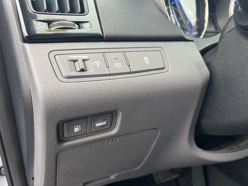 Used 2013 Hyundai Sonata Limited w/ Premium Pkg image 17