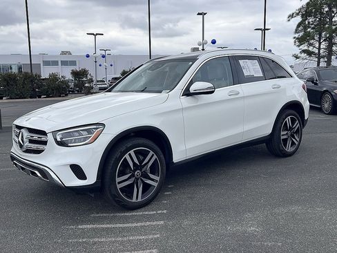 Used 2020 Mercedes-Benz GLC 300 4MATIC image 7