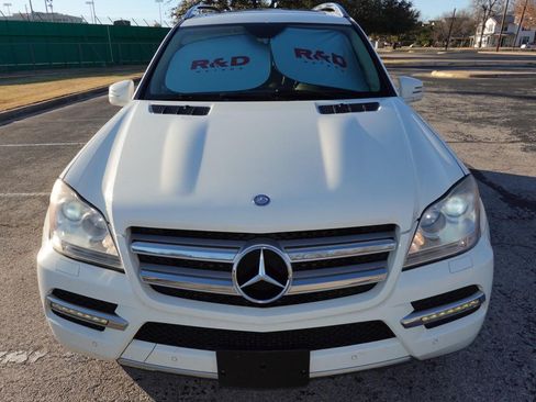 Used 2012 Mercedes-Benz GL 320 BlueTEC 4MATIC image 2