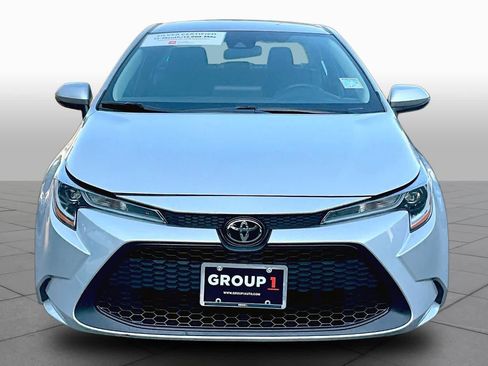 Certified 2022 Toyota Corolla LE FWD image 4