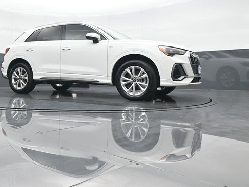 Used 2022 Audi Q3 2.0T Premium image 23