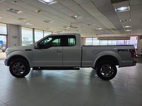 Used 2018 Ford F150 XLT w/ Equipment Group 302A Luxury AWD/4WD image 4