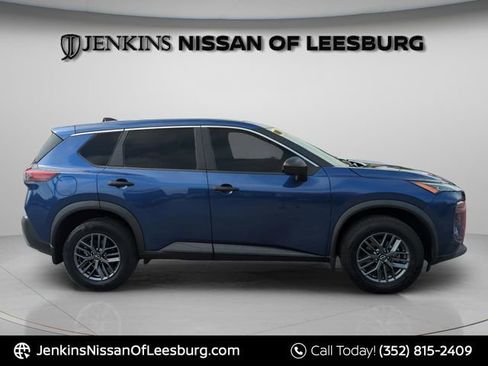 Certified 2023 Nissan Rogue S image 3