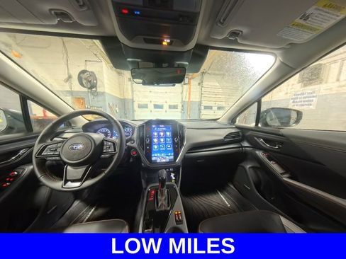 Certified 2025 Subaru Crosstrek 2.5i Limited w/ Crosstrek Mirror Package image 23