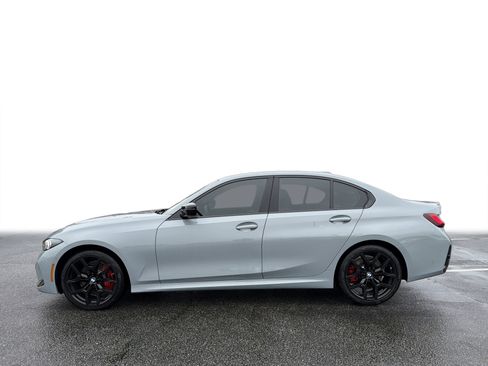 New 2026 BMW 330i Sedan w/ M Sport Package image 23