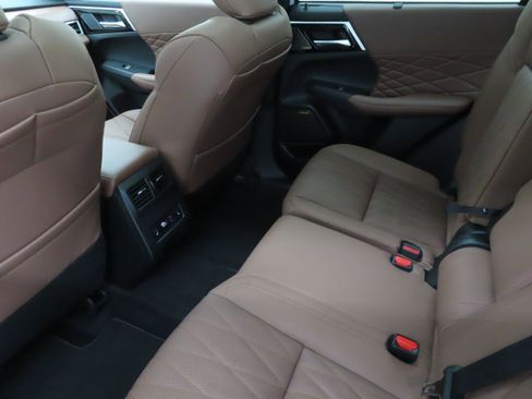 New 2026 Mitsubishi Outlander SEL image 22