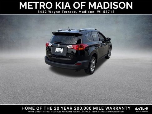 Used 2015 Toyota RAV4 XLE AWD/4WD image 6