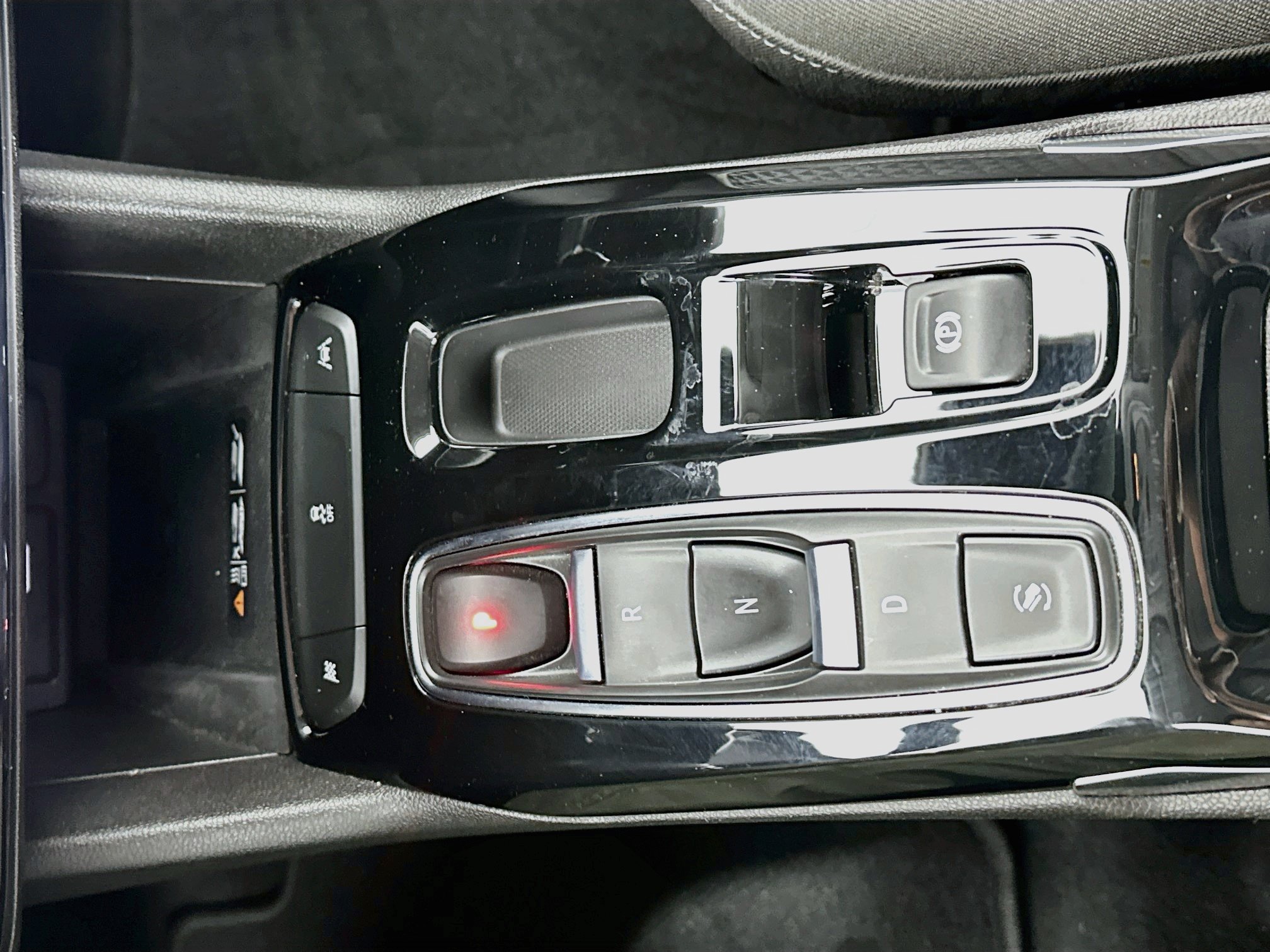 Used 2023 Chevrolet Bolt EUV LT w/ Comfort Package FWD image 24