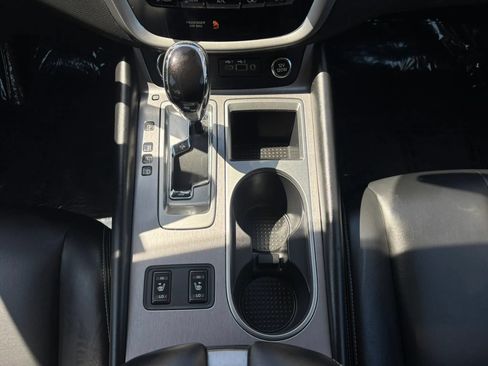 Used 2023 Nissan Murano SV AWD/4WD image 33