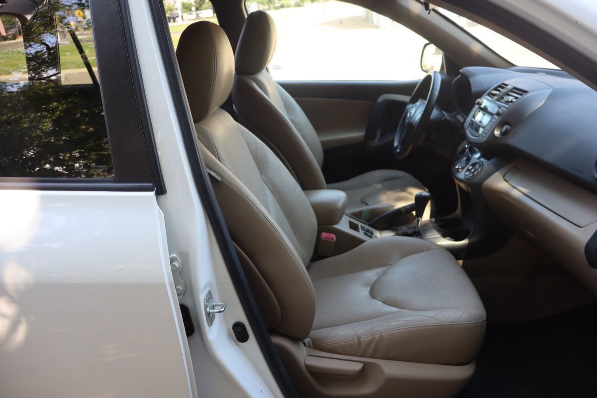 Used 2010 Toyota RAV4 Limited w/ Limited Extra Value Pkg AWD/4WD image 22