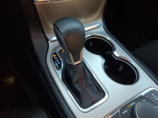 Used 2019 Jeep Grand Cherokee Trailhawk AWD/4WD image 16