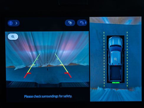 Used 2025 Ford F250 Lariat w/ Black Appearance Package image 51