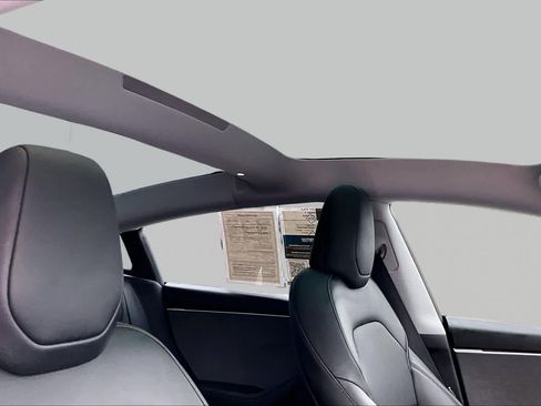 Used 2025 Tesla Model 3 Long Range RWD image 12