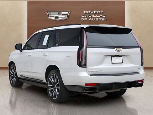 Certified 2023 Cadillac Escalade Sport Platinum image 3
