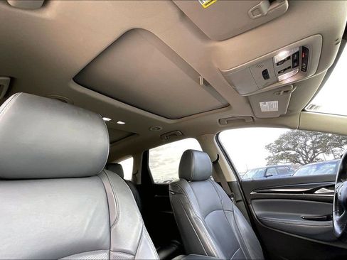 Used 2018 Buick Enclave Essence w/ Trailering Package image 28